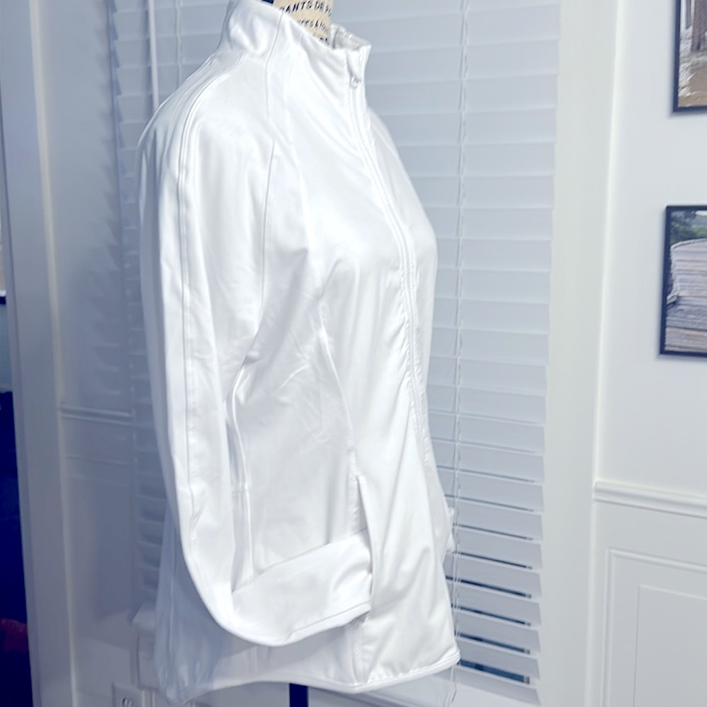 Yoga Licious Lux light weight jacket, White, XL, Thumbs hole